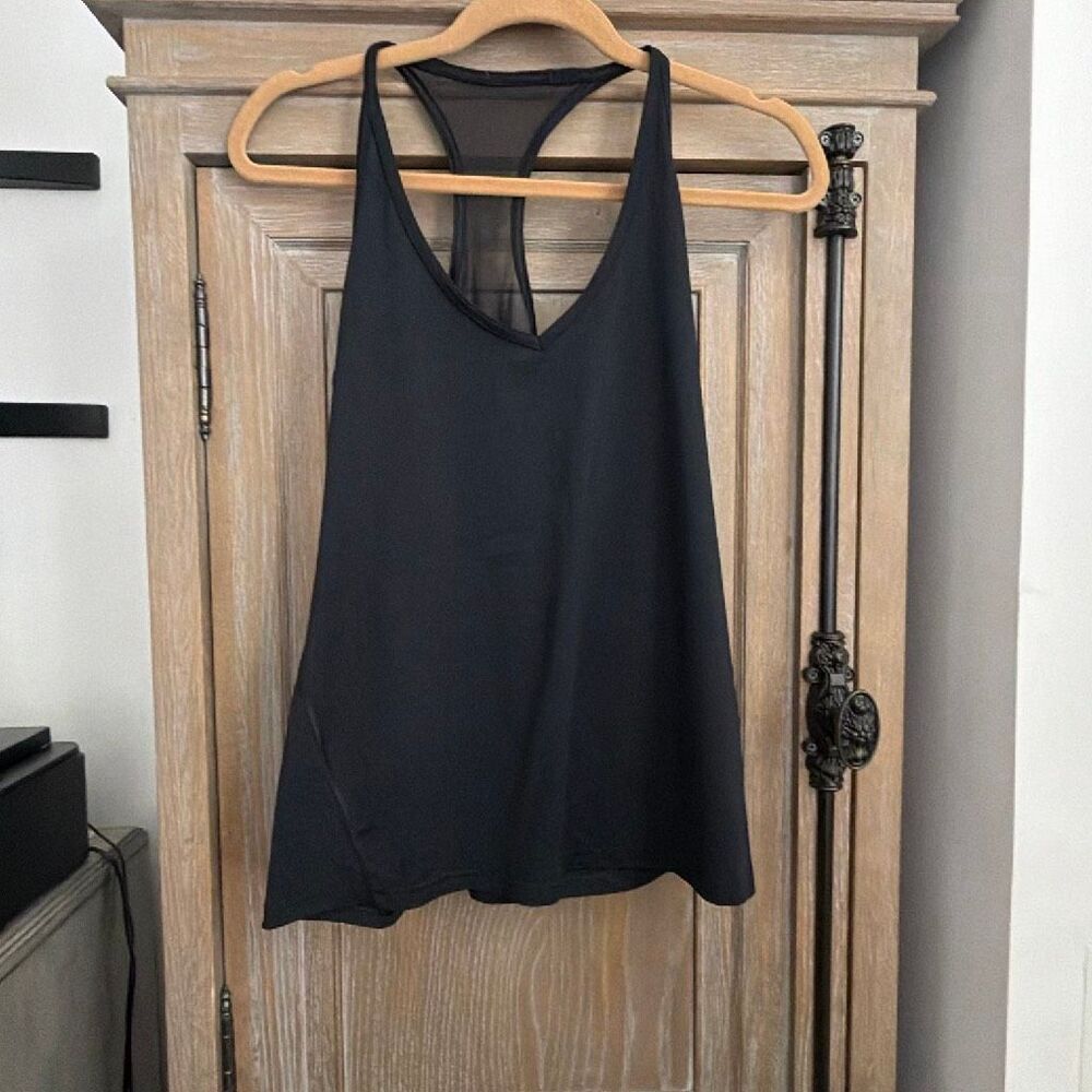 Lululemon Mesh-Back Racerback Workout Tank Top size 8